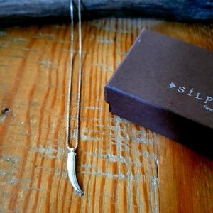 Silpada lucky horn necklace